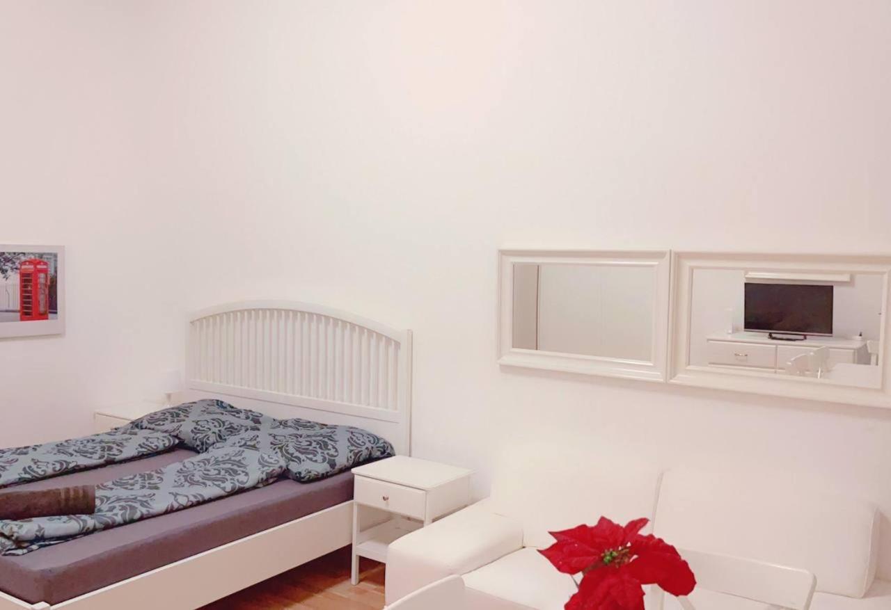 Appartement Premier Studio 2P Lg à Vienne Extérieur photo